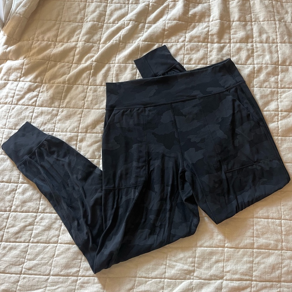 LULULEMON ALIGN JOGGERS CAMO